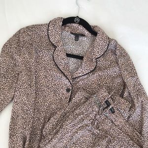 NWOT Banana Republic Silky Pjs